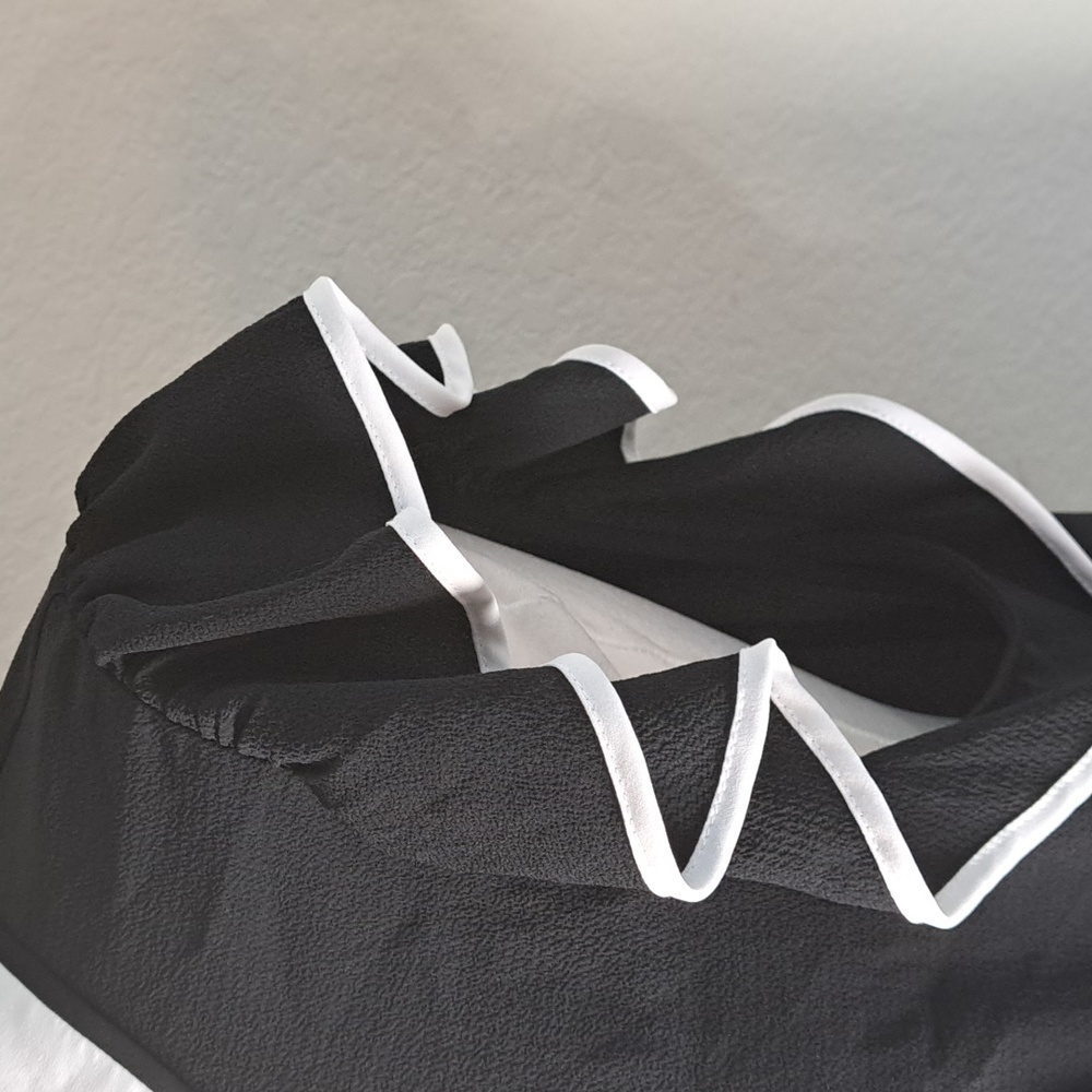 CeCe Flutter atop - image 3